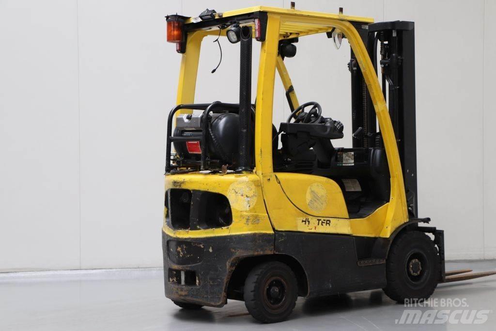 Hyster H1.8FT Gas Stapler