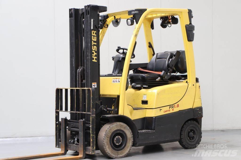 Hyster H1.8FT Gas Stapler