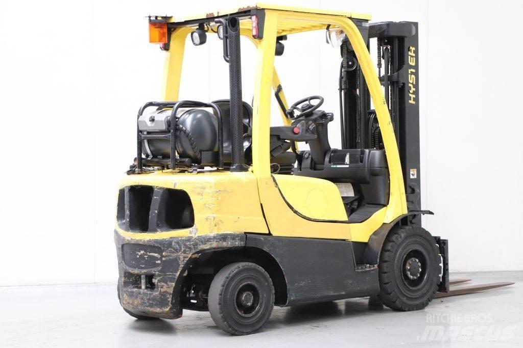 Hyster H2.5FT Gas Stapler