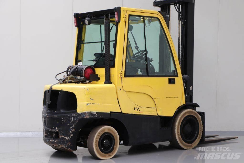 Hyster H3.5FT Gas Stapler