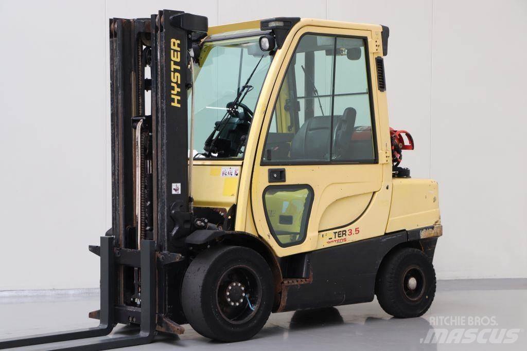 Hyster H3.5FT Gas Stapler