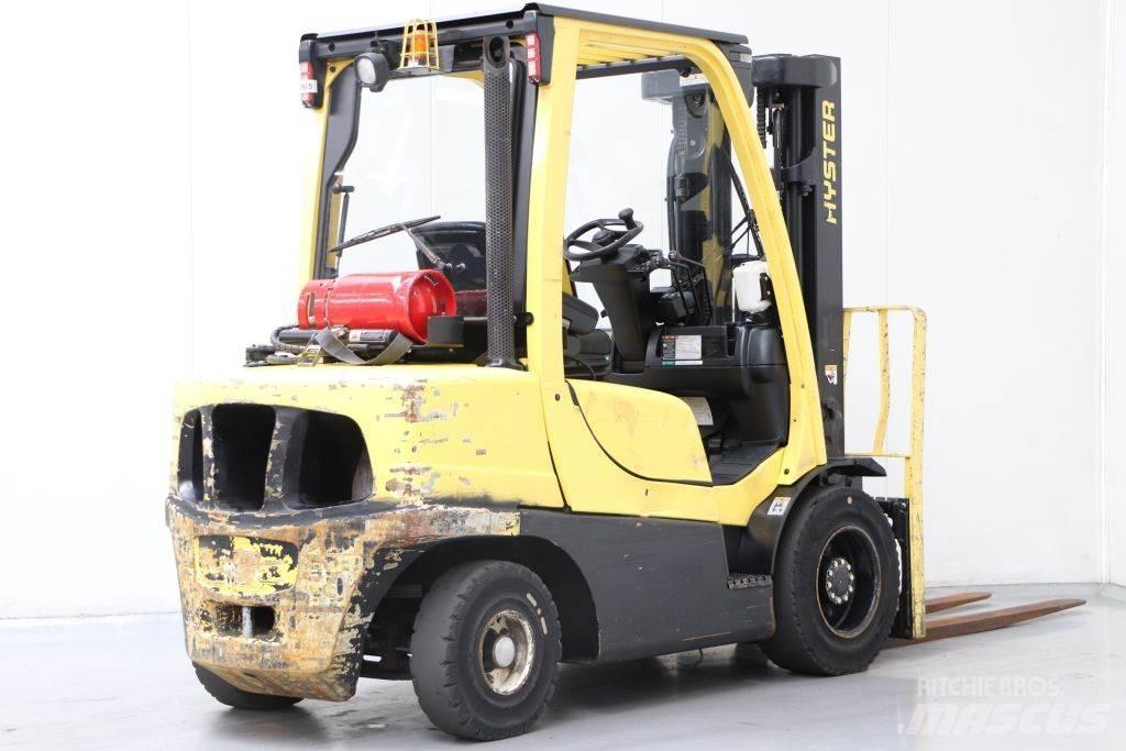 Hyster H3.5FT Gas Stapler