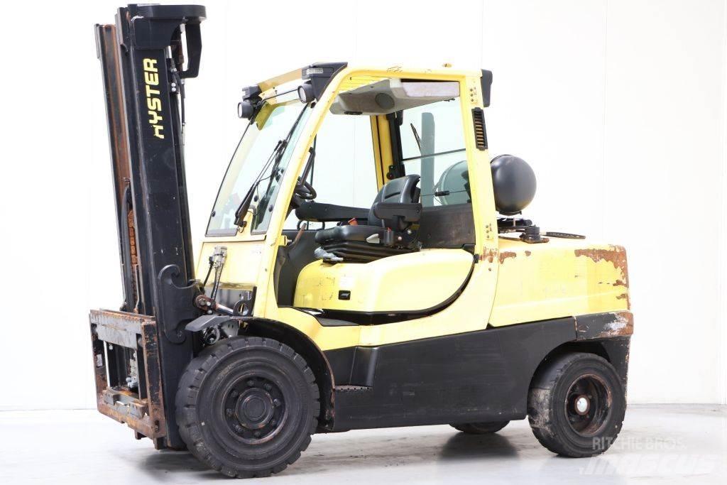 Hyster H5.5FT Gas Stapler