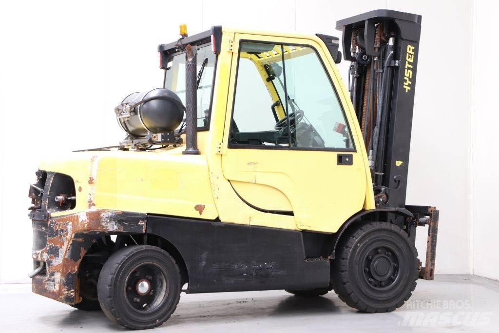 Hyster H5.5FT Gas Stapler