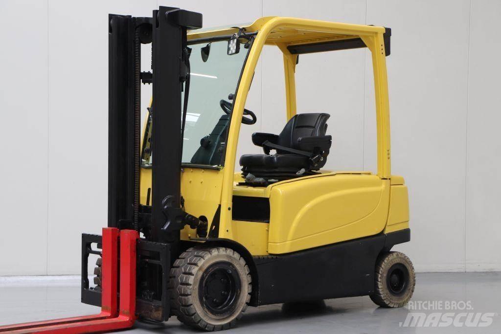 Hyster J3.0XN Elektro Stapler