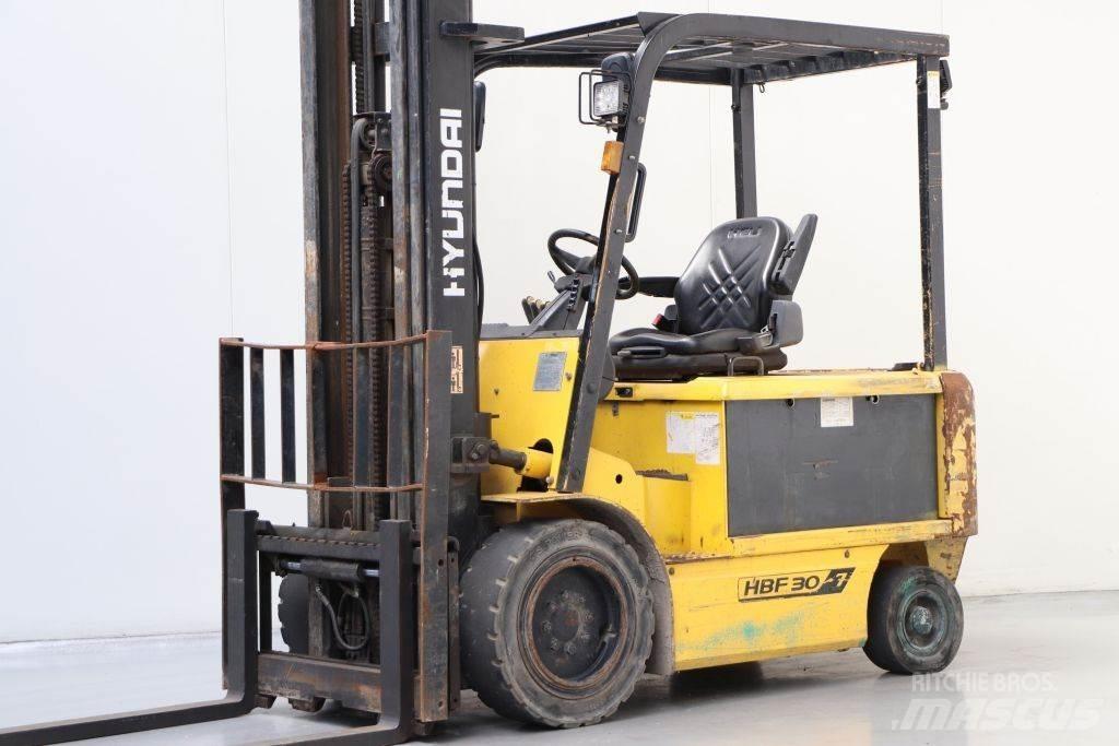 Hyundai HBF30-7 Elektro Stapler