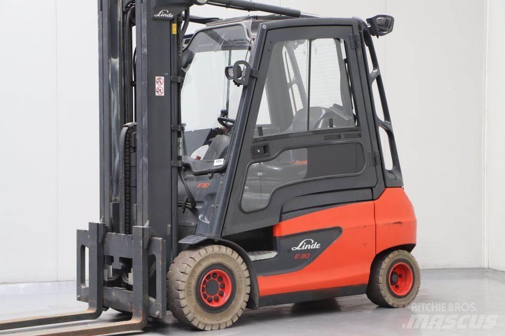Linde E30-01 Elektro Stapler