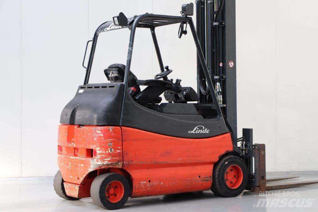 Linde E30-02/600 Elektro Stapler