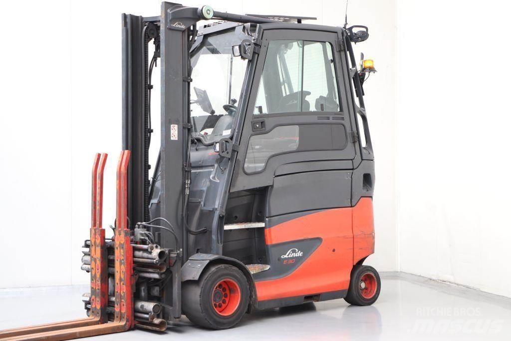 Linde E30HL-01/600 Elektro Stapler
