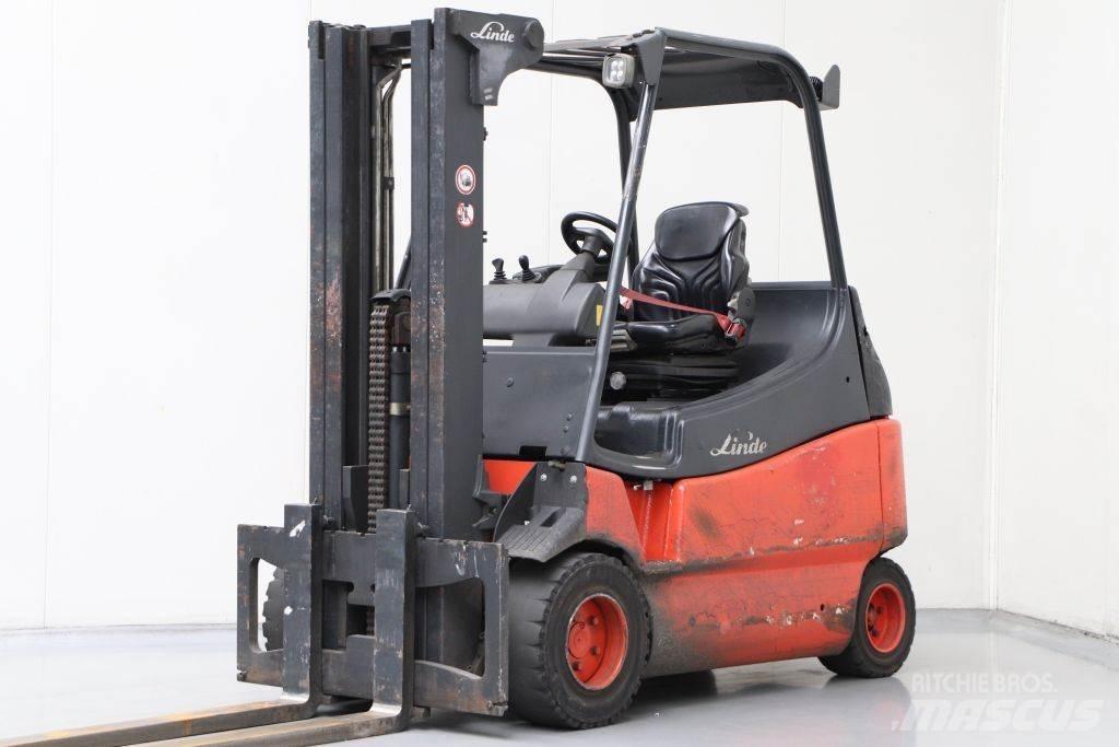 Linde E30S-03/600 Elektro Stapler