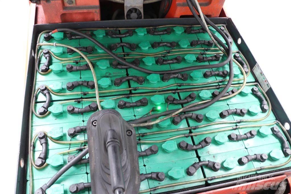 Linde E30S-03/600 Elektro Stapler