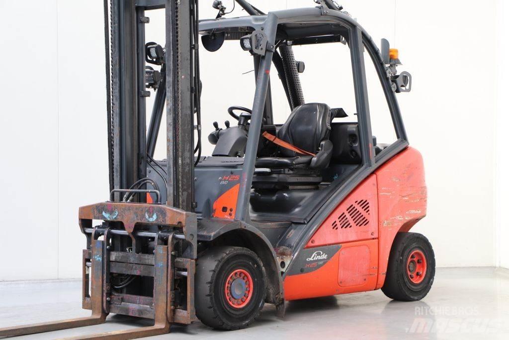 Linde H25D-02 Diesel Stapler