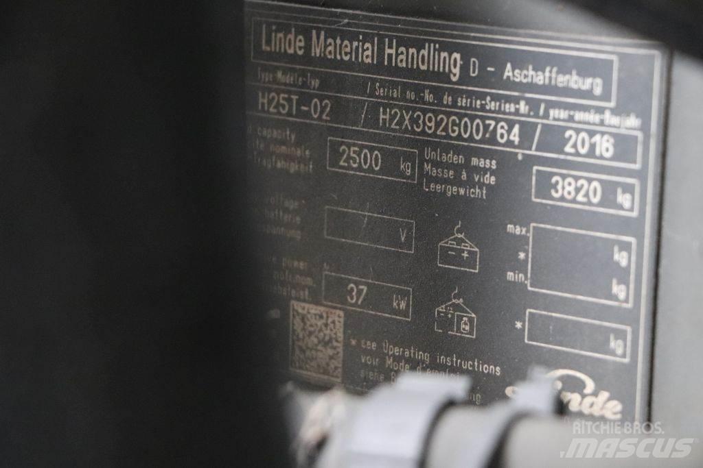 Linde H25T-02 Gas Stapler