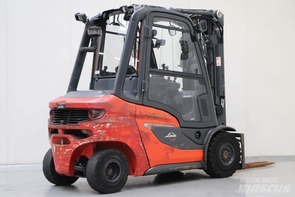 Linde H30D-01 Diesel Stapler