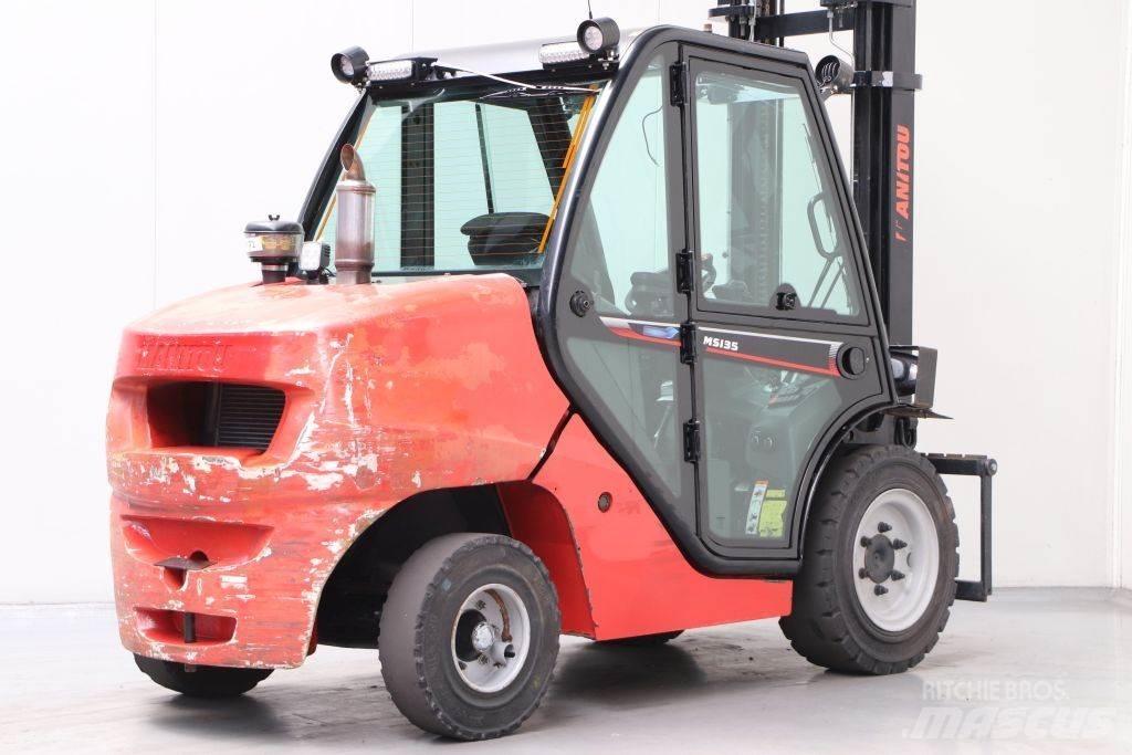 Manitou MSI35D Diesel Stapler