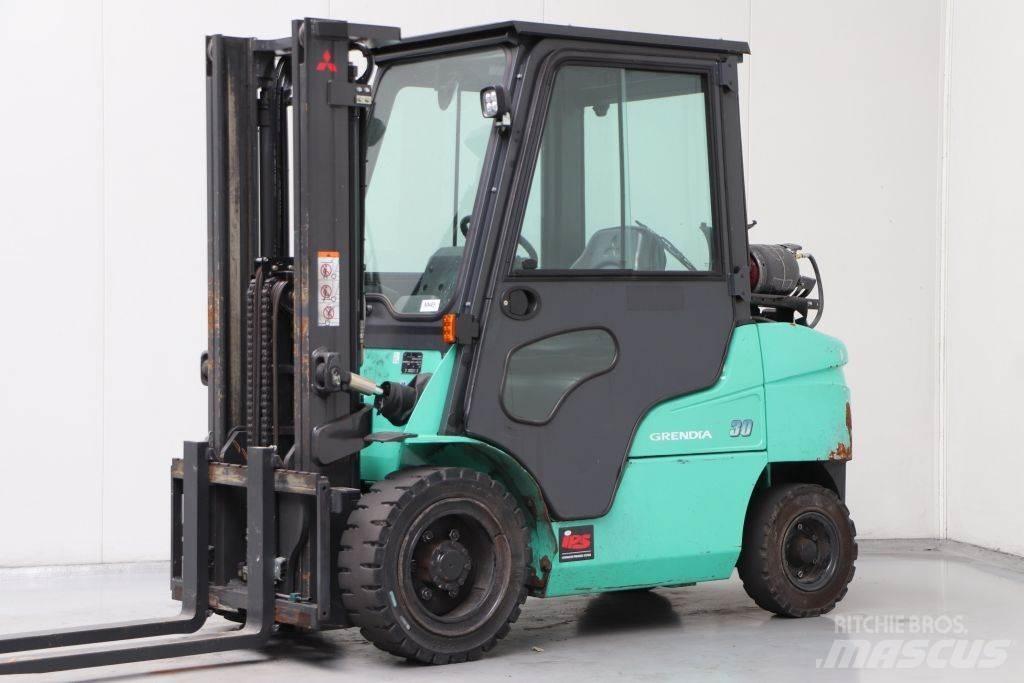 Mitsubishi FG30NT Gas Stapler