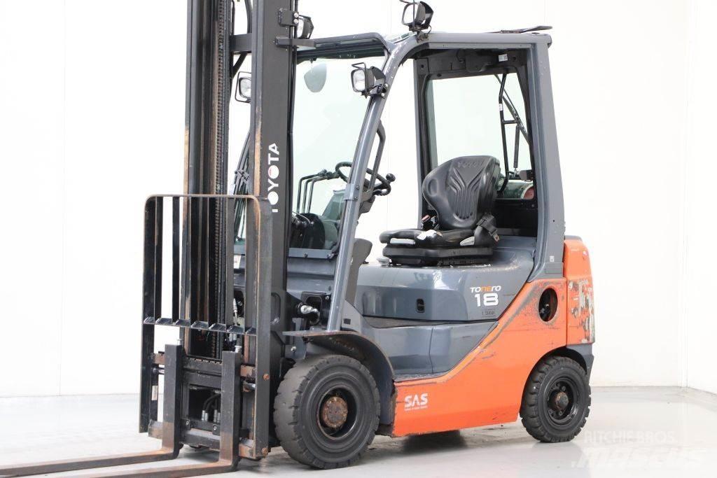 Toyota 02-8FGF18 Gas Stapler