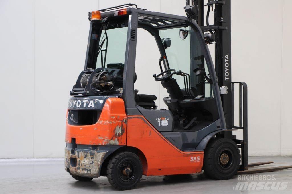 Toyota 02-8FGF18 Gas Stapler