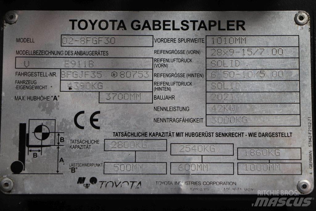 Toyota 02-8FGF30 Gas Stapler