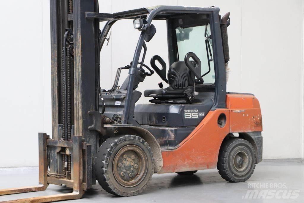 Toyota 52-8FDJF35 Diesel Stapler