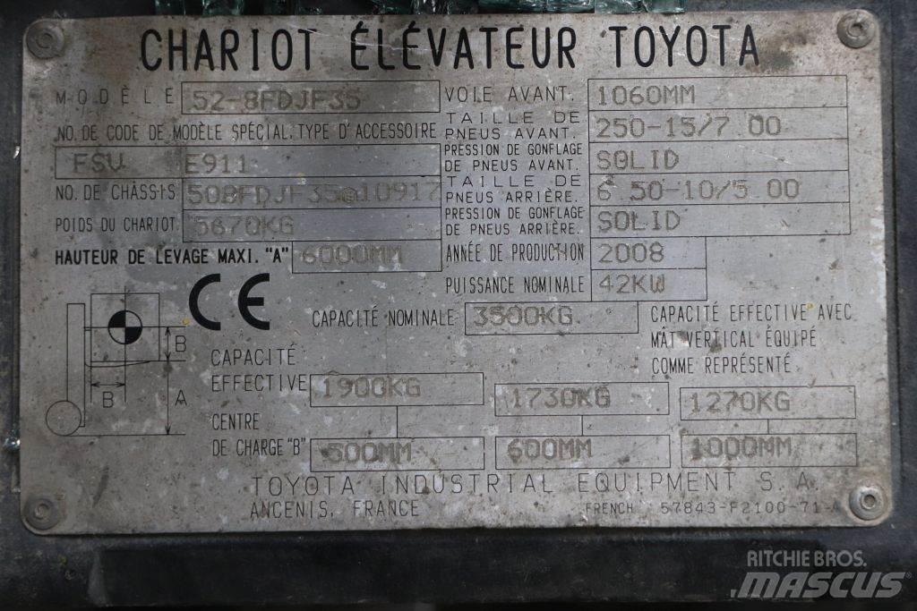 Toyota 52-8FDJF35 Diesel Stapler
