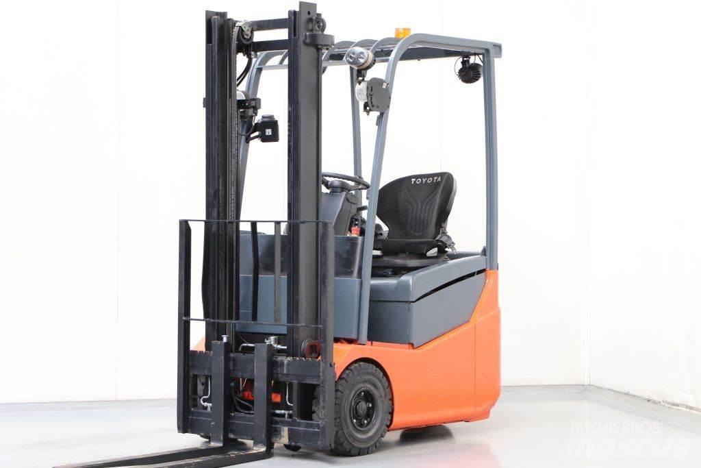 Toyota 7FBEST13 Elektro Stapler
