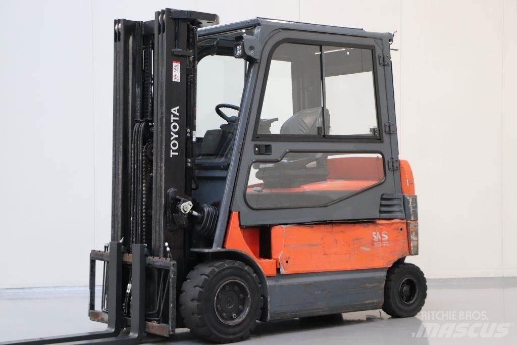 Toyota 7FBMF30 Elektro Stapler