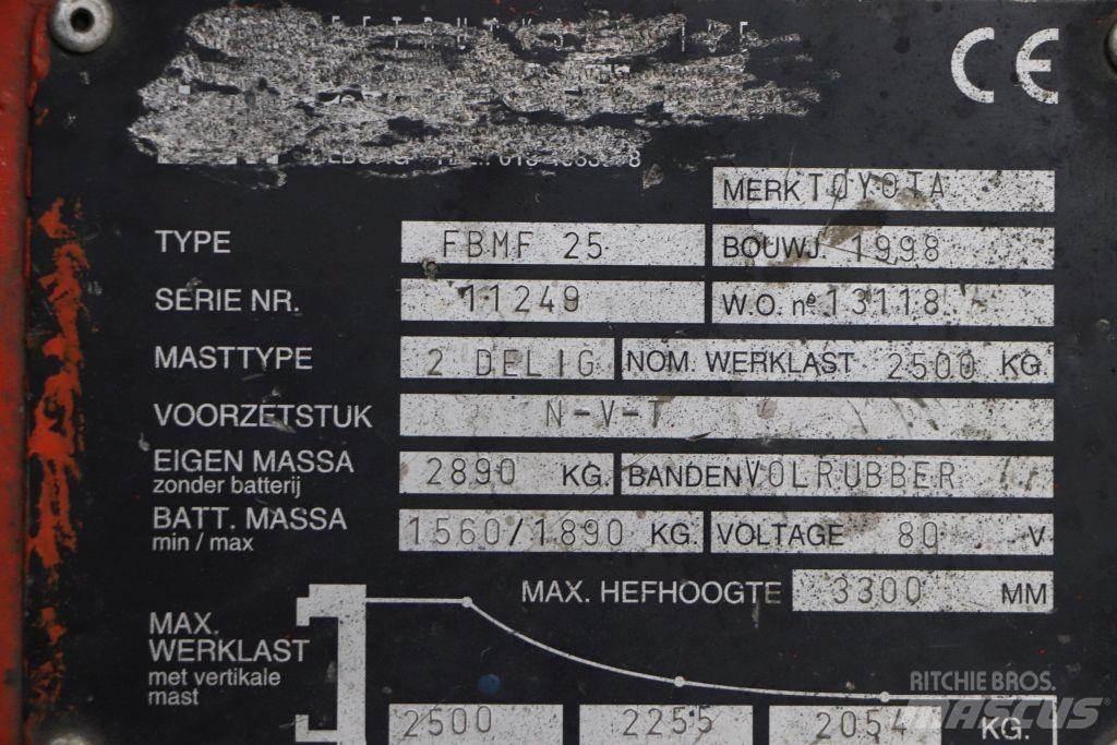 Toyota FBMF25 Elektro Stapler