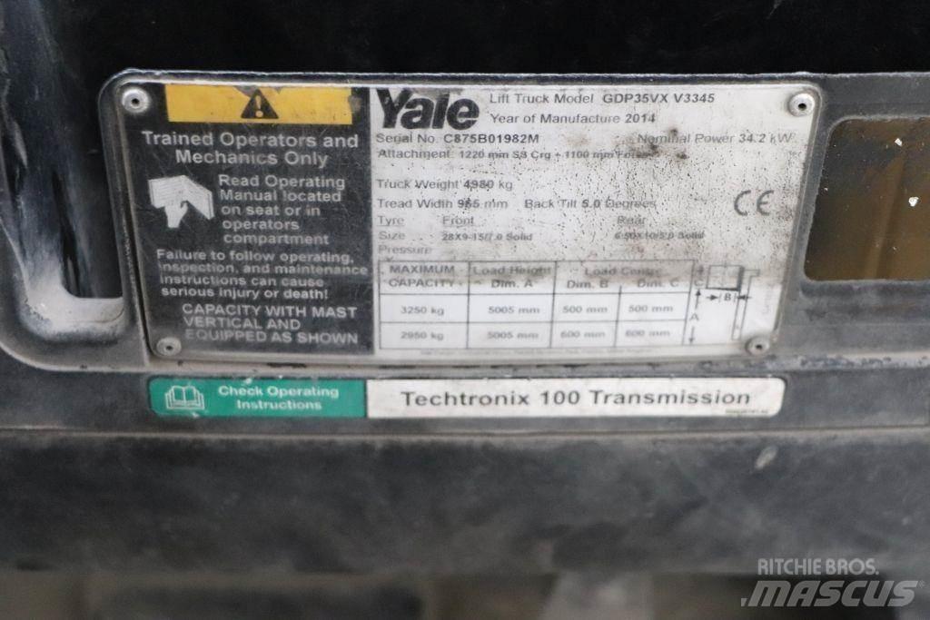Yale GDP35VX Diesel Stapler