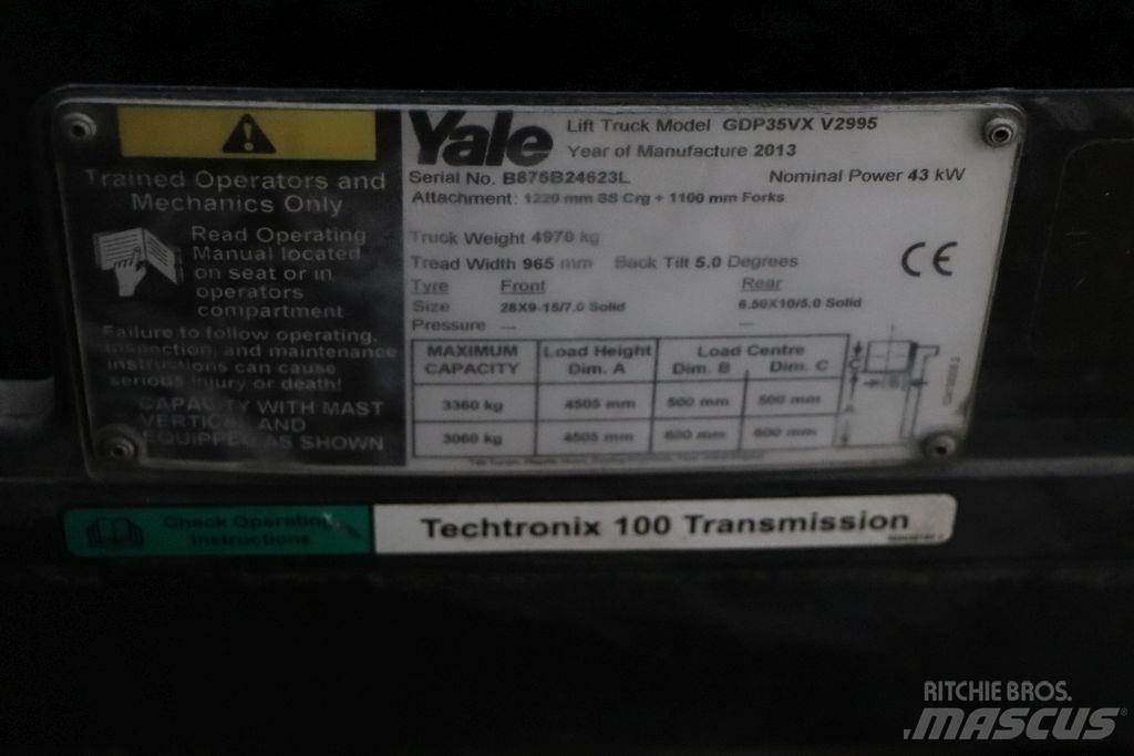 Yale GDP35VX Diesel Stapler