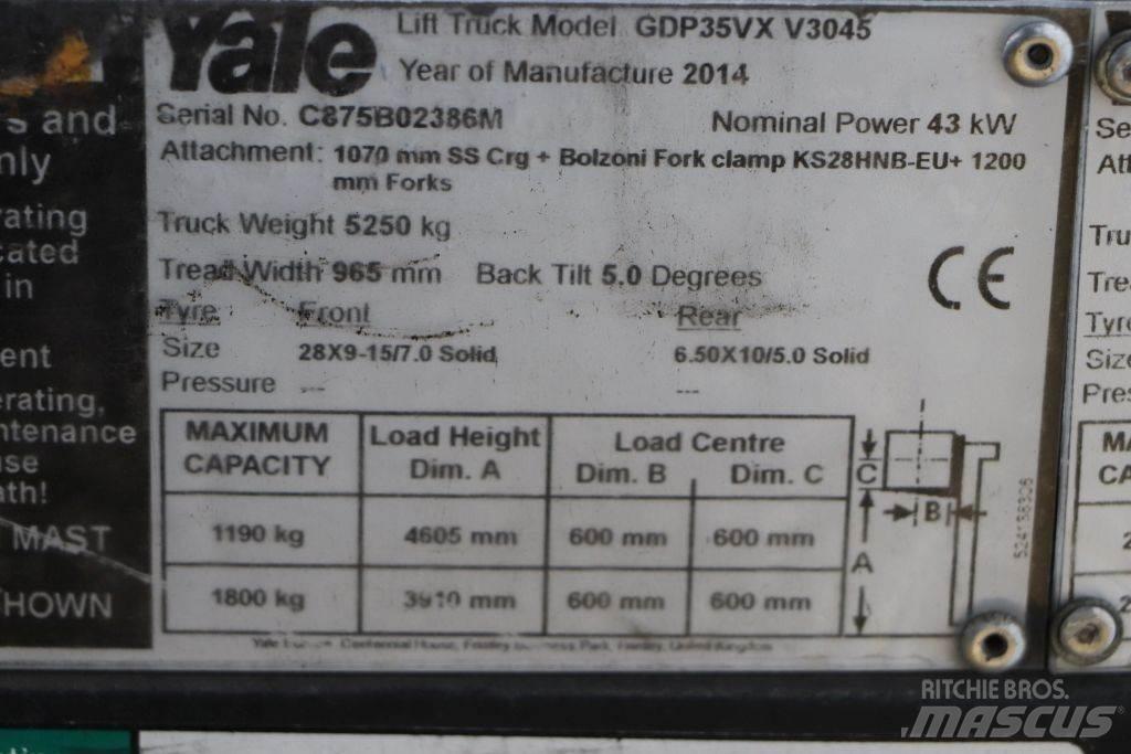 Yale GDP35VX Diesel Stapler