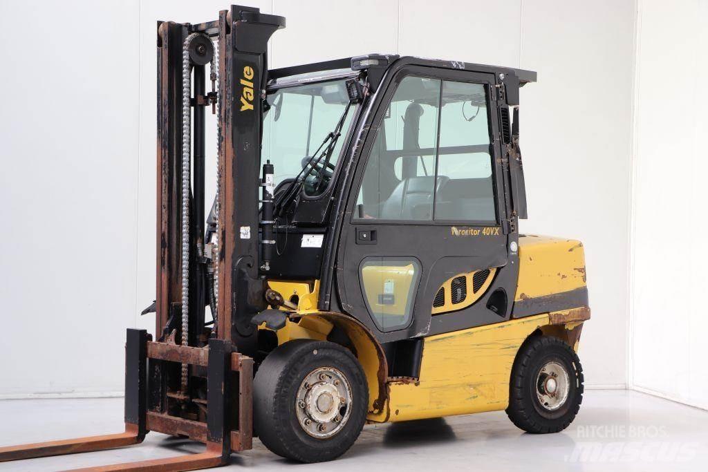 Yale GDP40VX6 Diesel Stapler