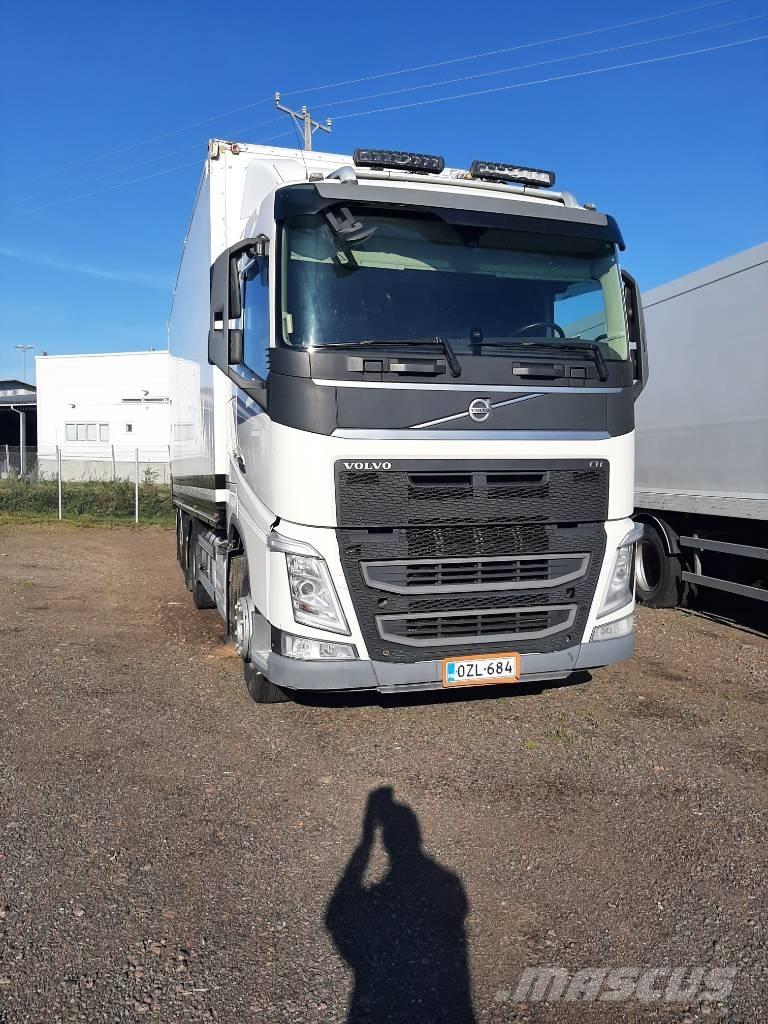 Volvo FH 13 Holztransportanhänger