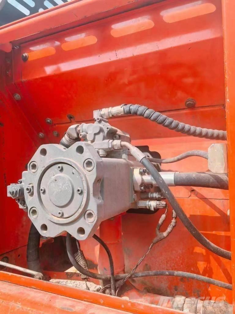 Doosan DX 260 Raupenbagger
