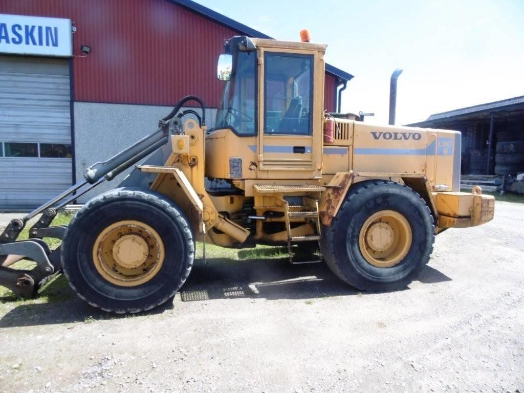 Volvo L90B Radlader