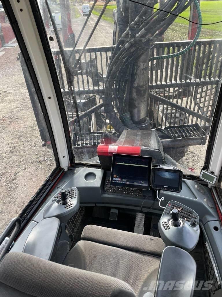 Komatsu 865 Forwarder