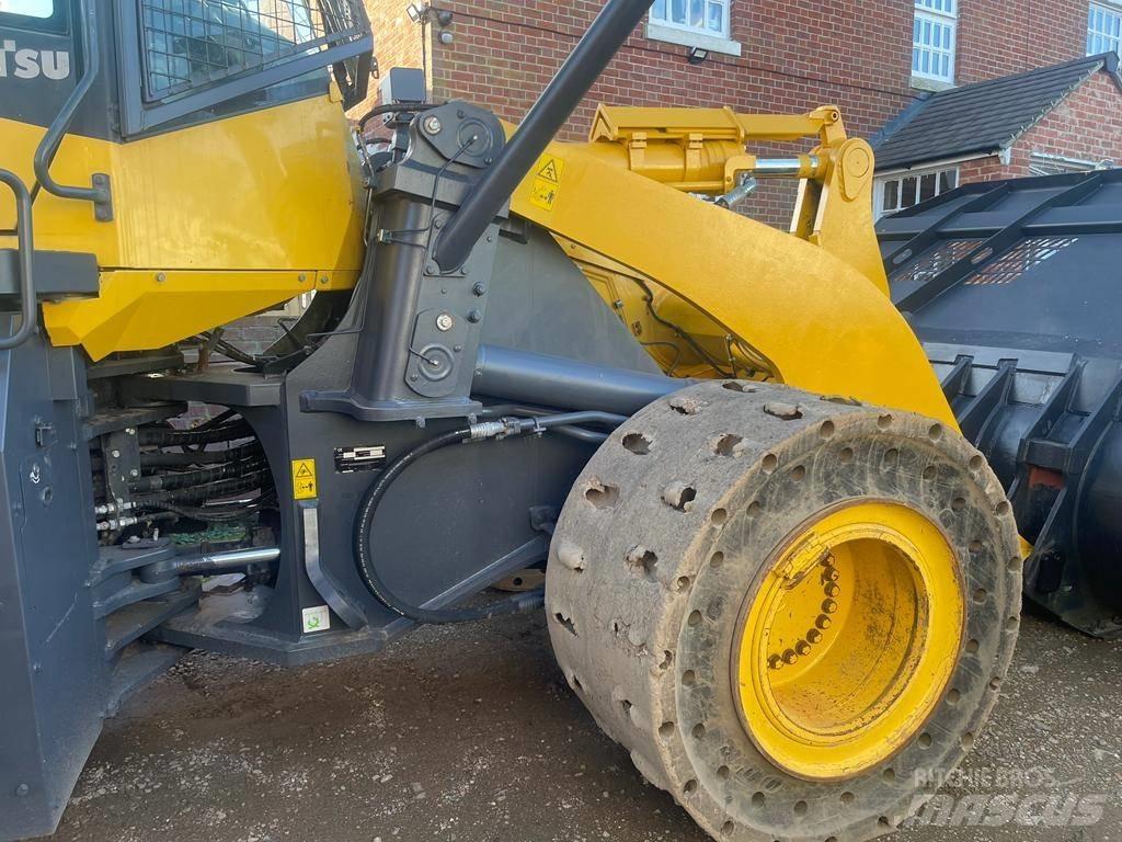 Komatsu WA 470 Radlader