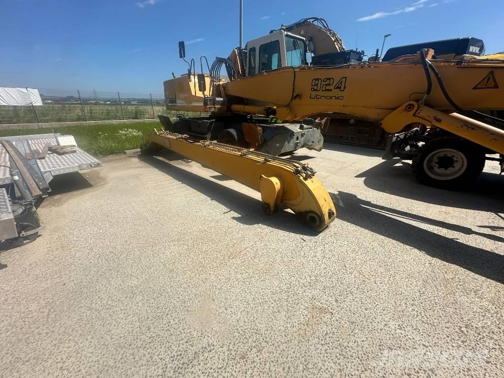 Liebherr A 924 Materialumschlag
