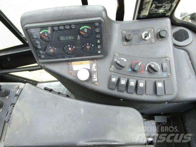 Hyster H8.00XM Gas Stapler