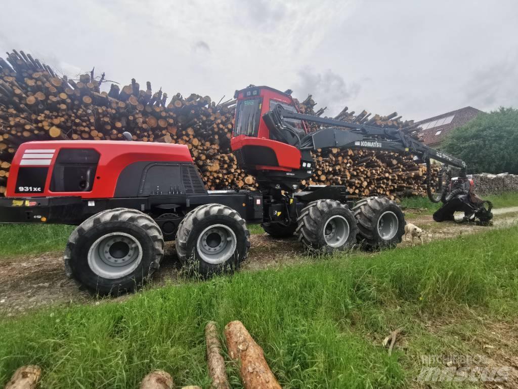 Komatsu 931 XC Harvester