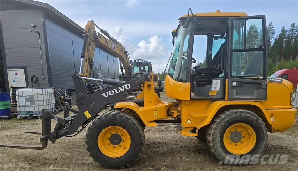 Volvo L30G Radlader
