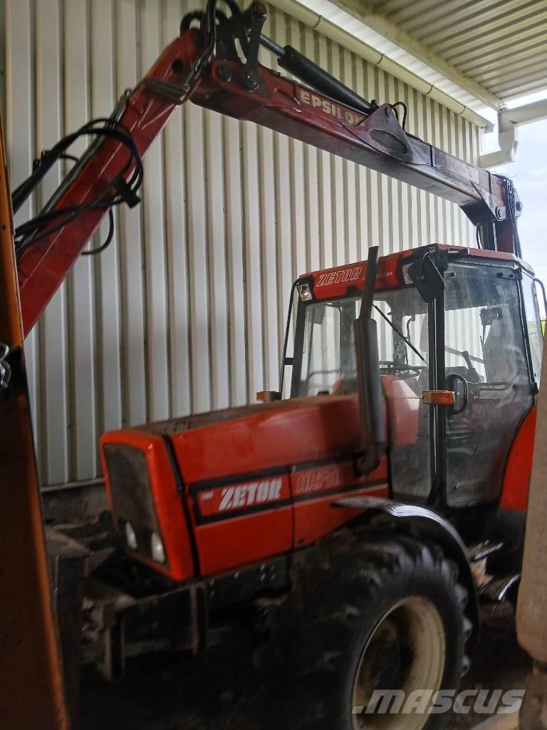 Zetor 10540 Holzhäcksler