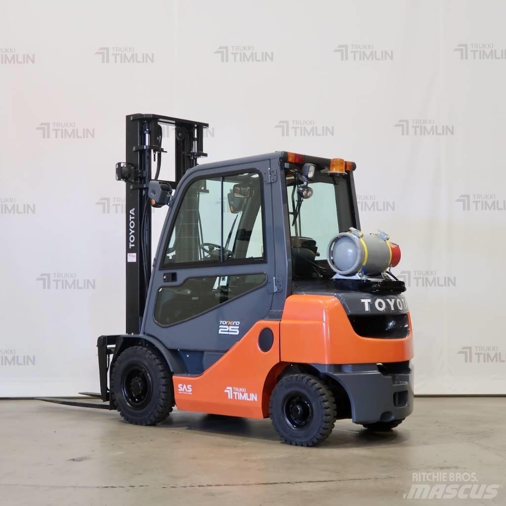 Toyota 02-8FGF25 Gas Stapler