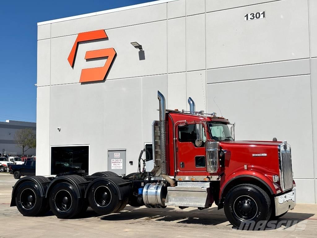 Kenworth W 900 Sattelzugmaschinen