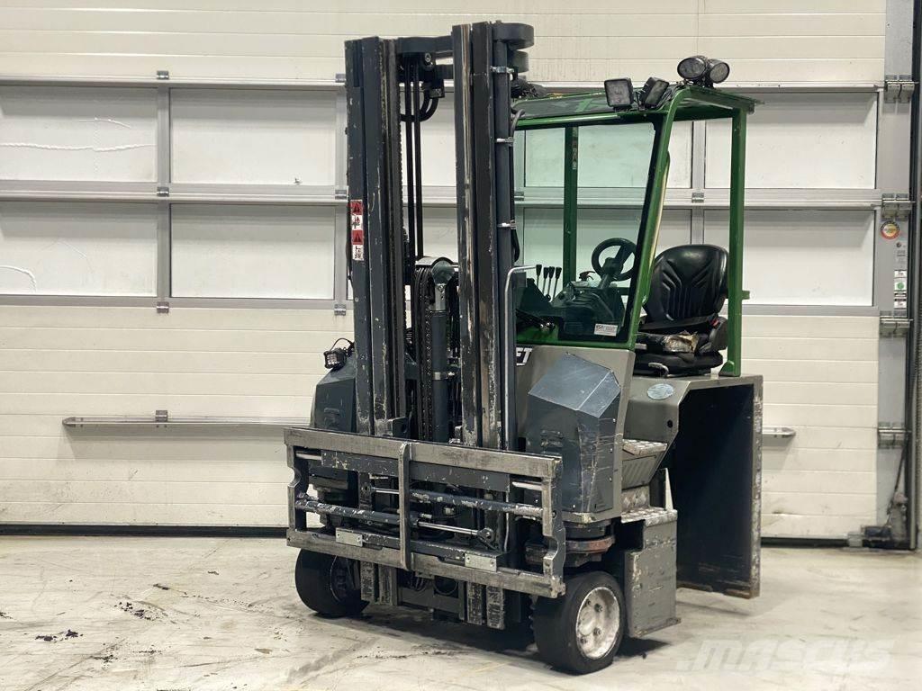 Combilift CBE2500 Seitenstapler
