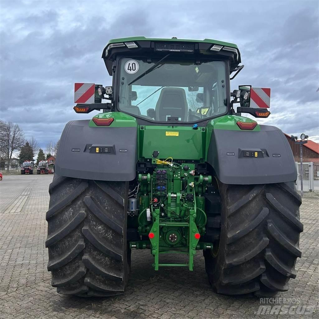John Deere 8R340 Traktoren
