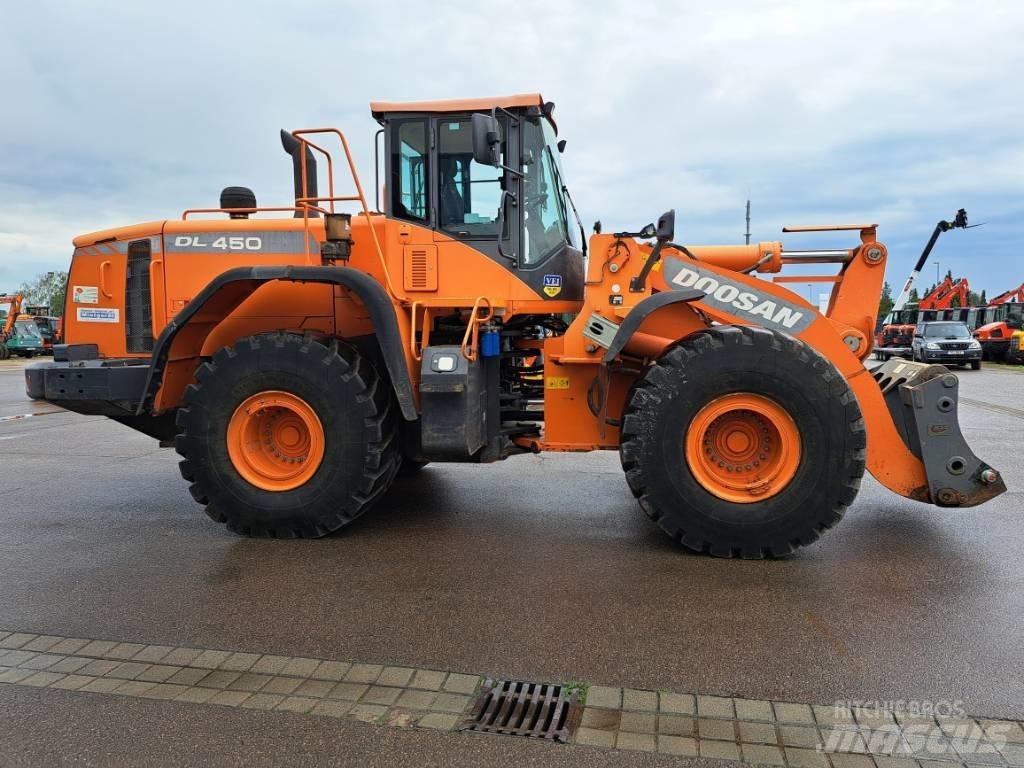 Doosan DL 450-3 Radlader