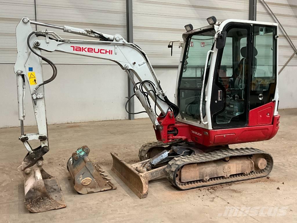 Takeuchi TB 230 Minibagger < 7t
