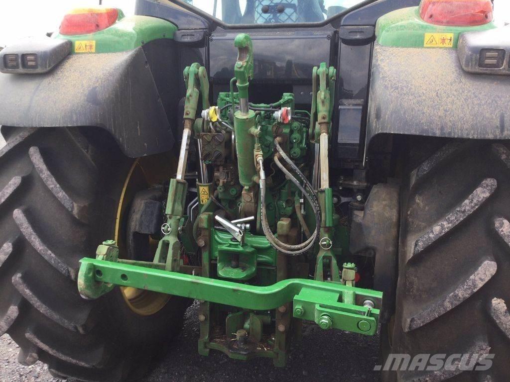 John Deere 6120 M Traktoren