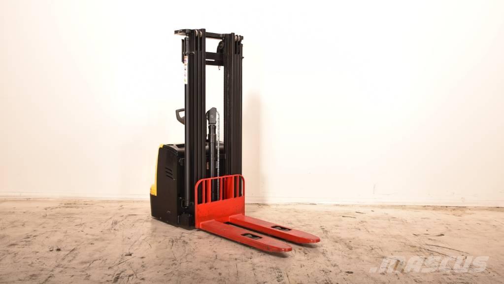 Hyster S1.5UT-24 Deichselstapler